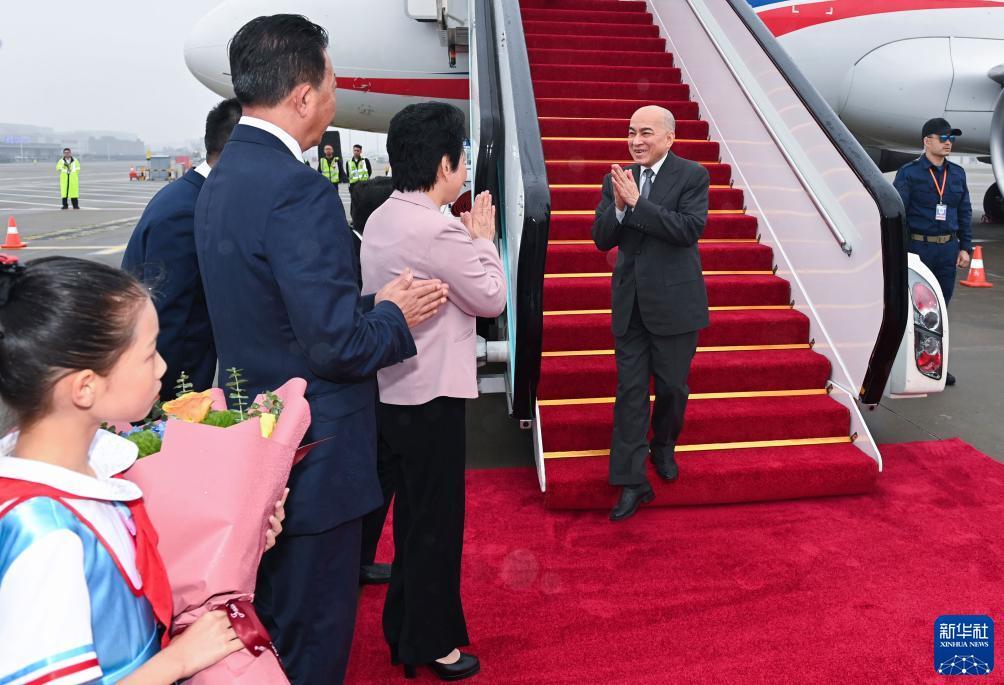 辉皇娱乐